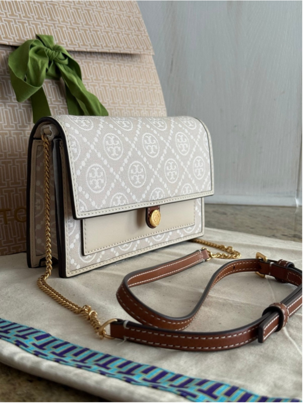 348+ New Tory Burch T monogram chain wallet in ivory